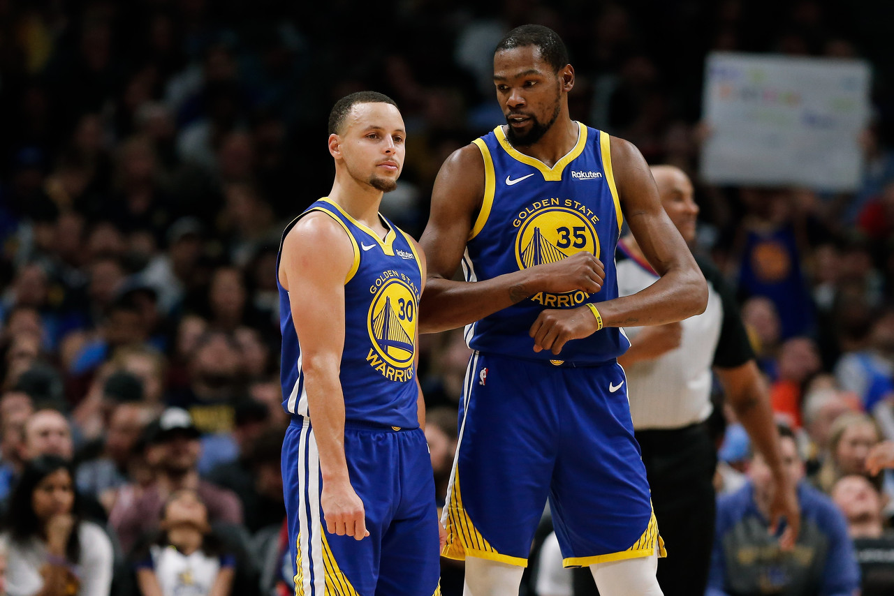 你會永遠(yuǎn)活在庫里陰影下！KD：在我幻想的NBA世界里我就是GOAT