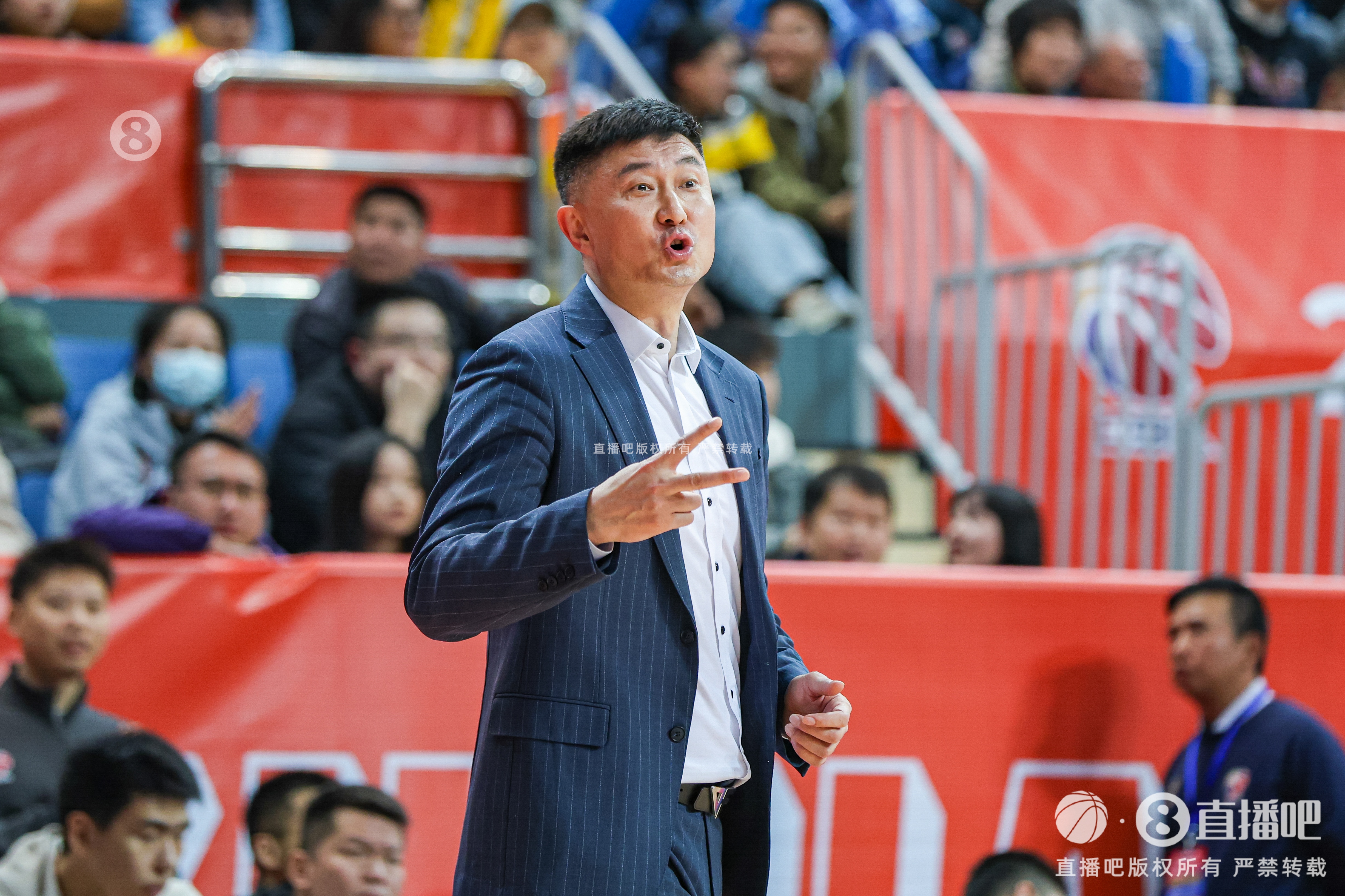 杜鋒：每一位運(yùn)動員都值得大家尊重 讓體育回歸體育本身 文明觀賽