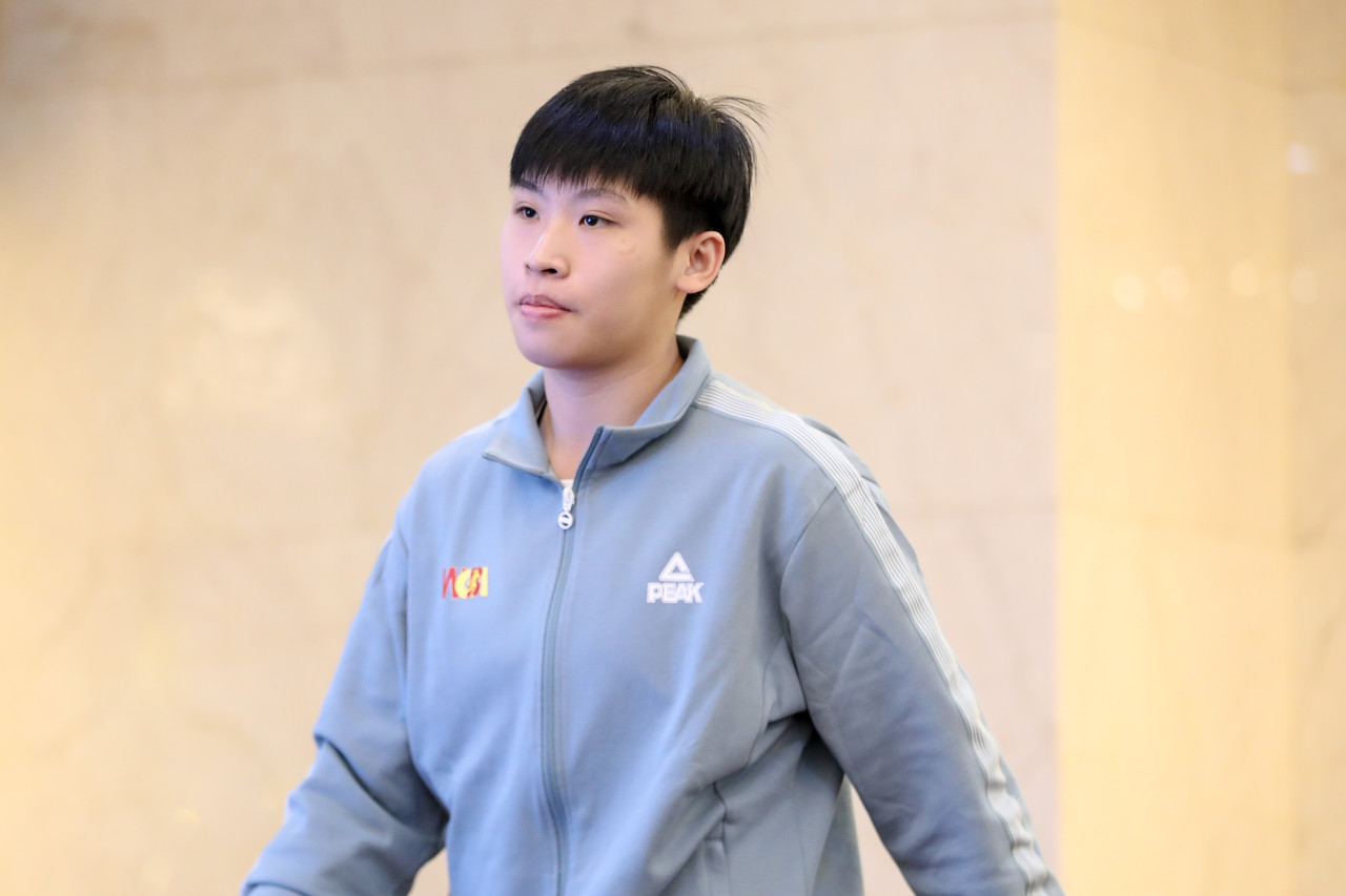 很能搶！陳明伶拿到5分拼下12籃板 其中5個(gè)前場籃板