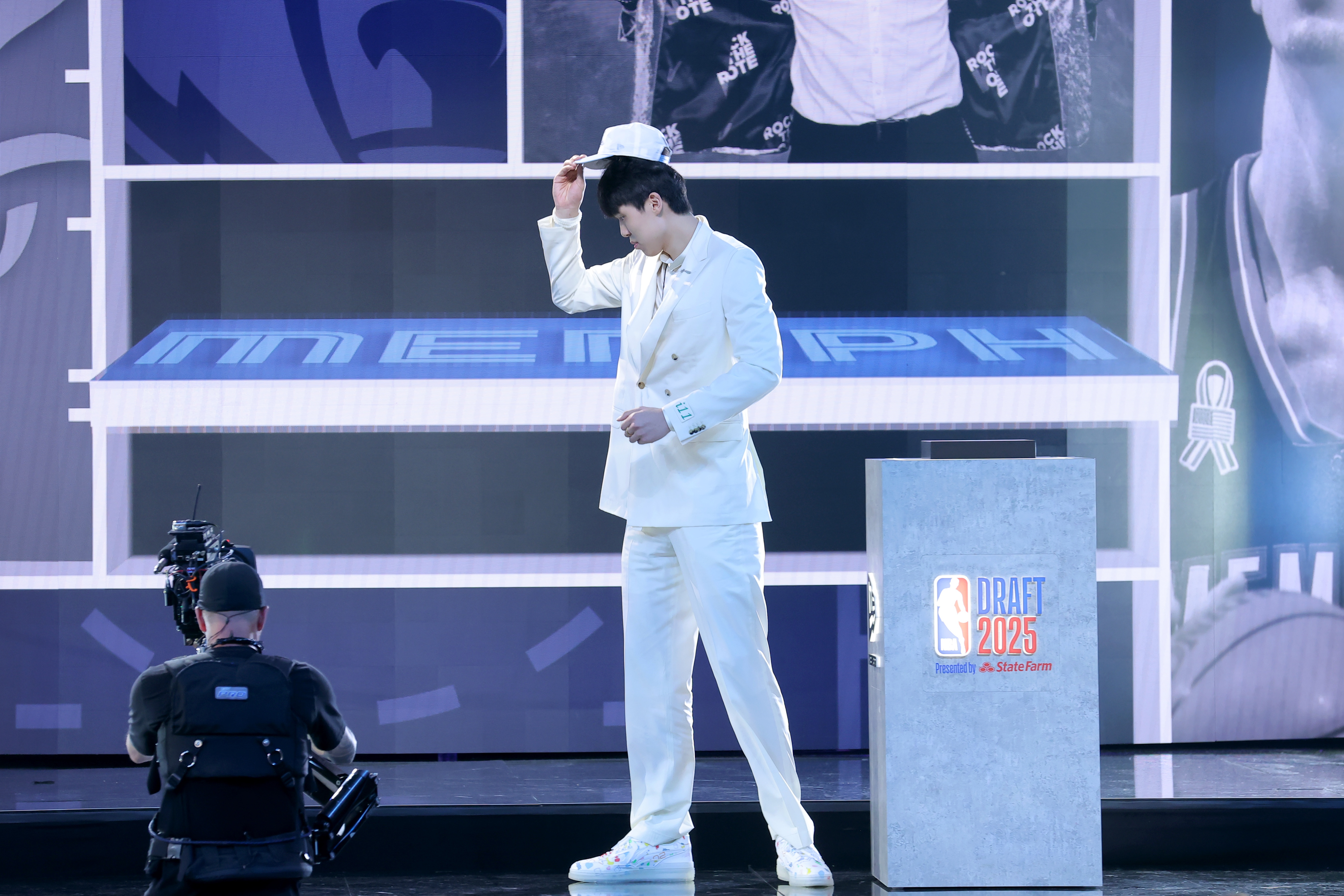 楊瀚森成登陸NBA山東第一人 當(dāng)年宋濤被選中后重傷無緣NBA