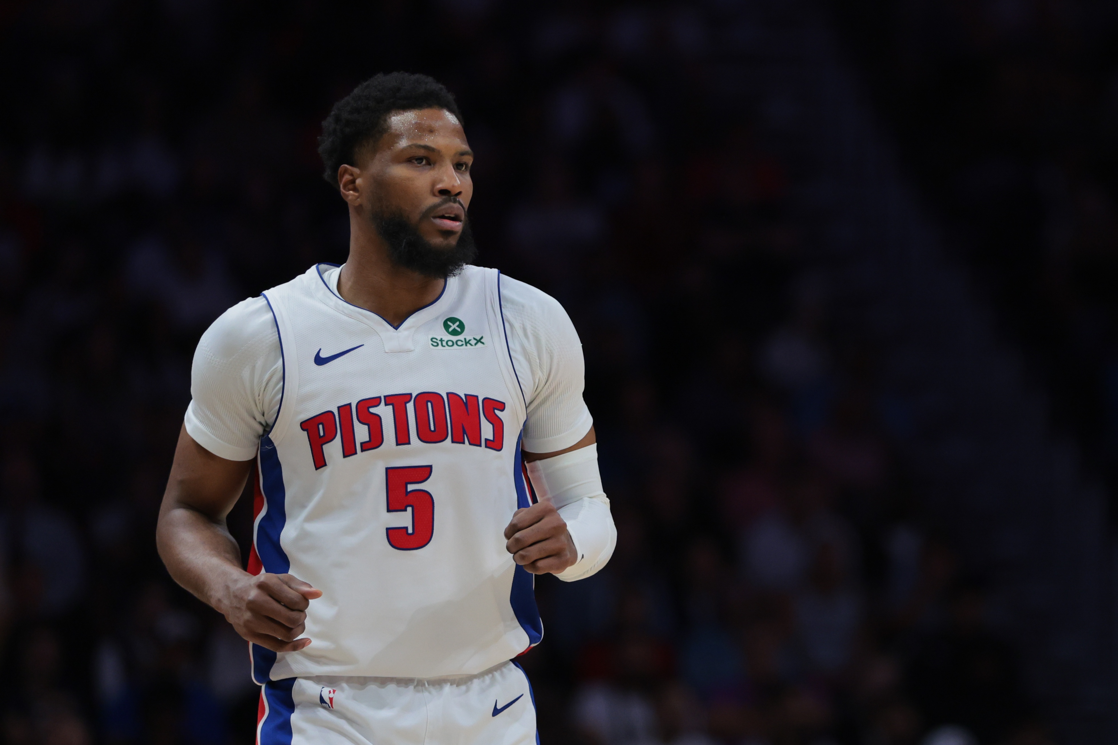 ??比斯利身背多個官司 合計欠約800萬債務 曾用NBA合同作抵押