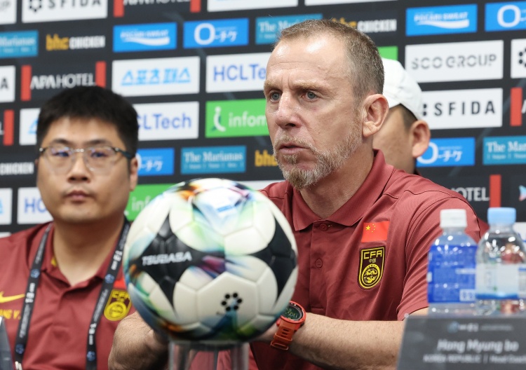 以守為主！北青：國足東亞杯對陣日本醞釀變陣5后衛(wèi)