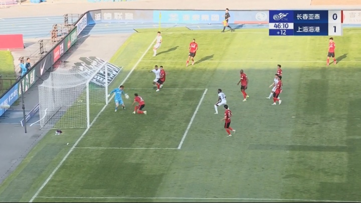 太倒霉了！阿不都海米提門前“二連擊”烏龍，海港1-0領先亞泰！