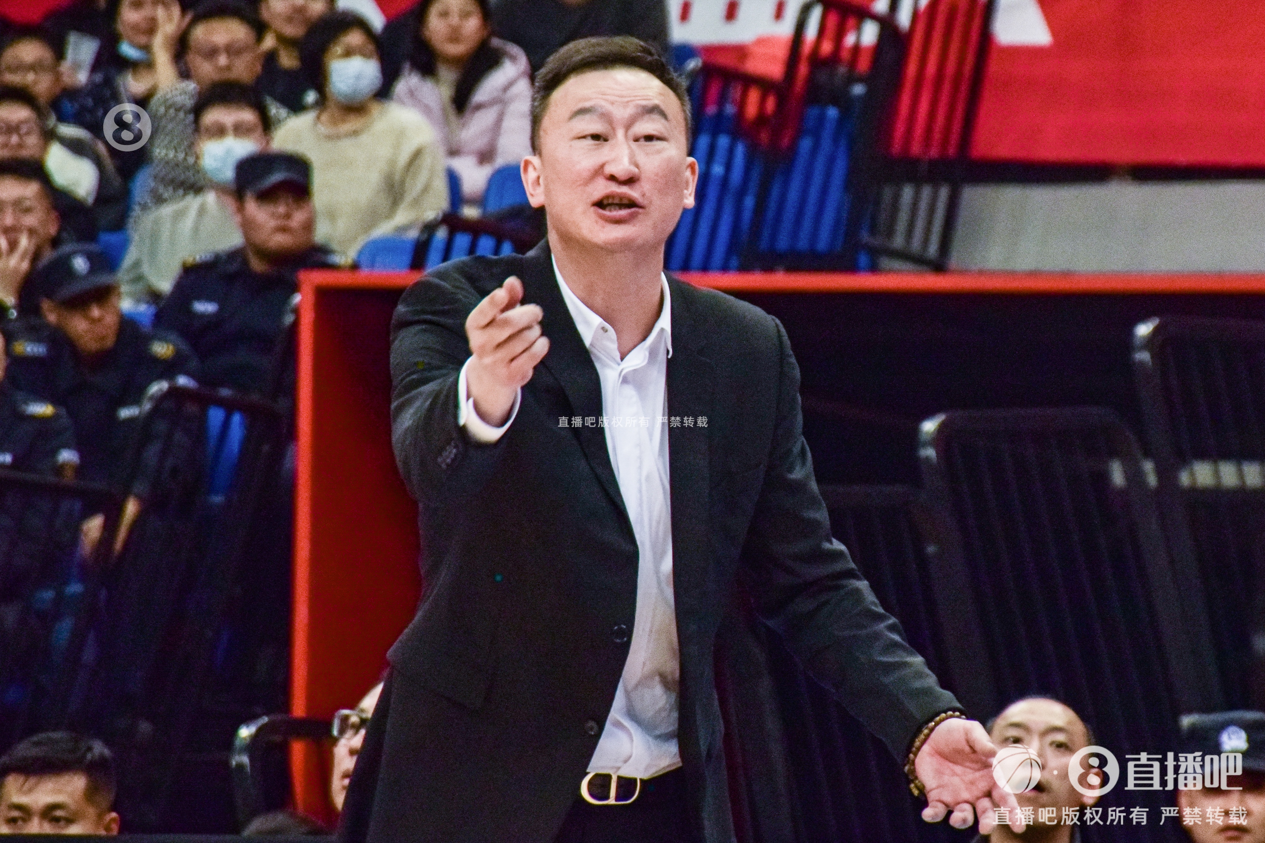 楊瀚森“接班人”定了！青島男籃鎖定未來雙子星：李俊賢、叢睿言