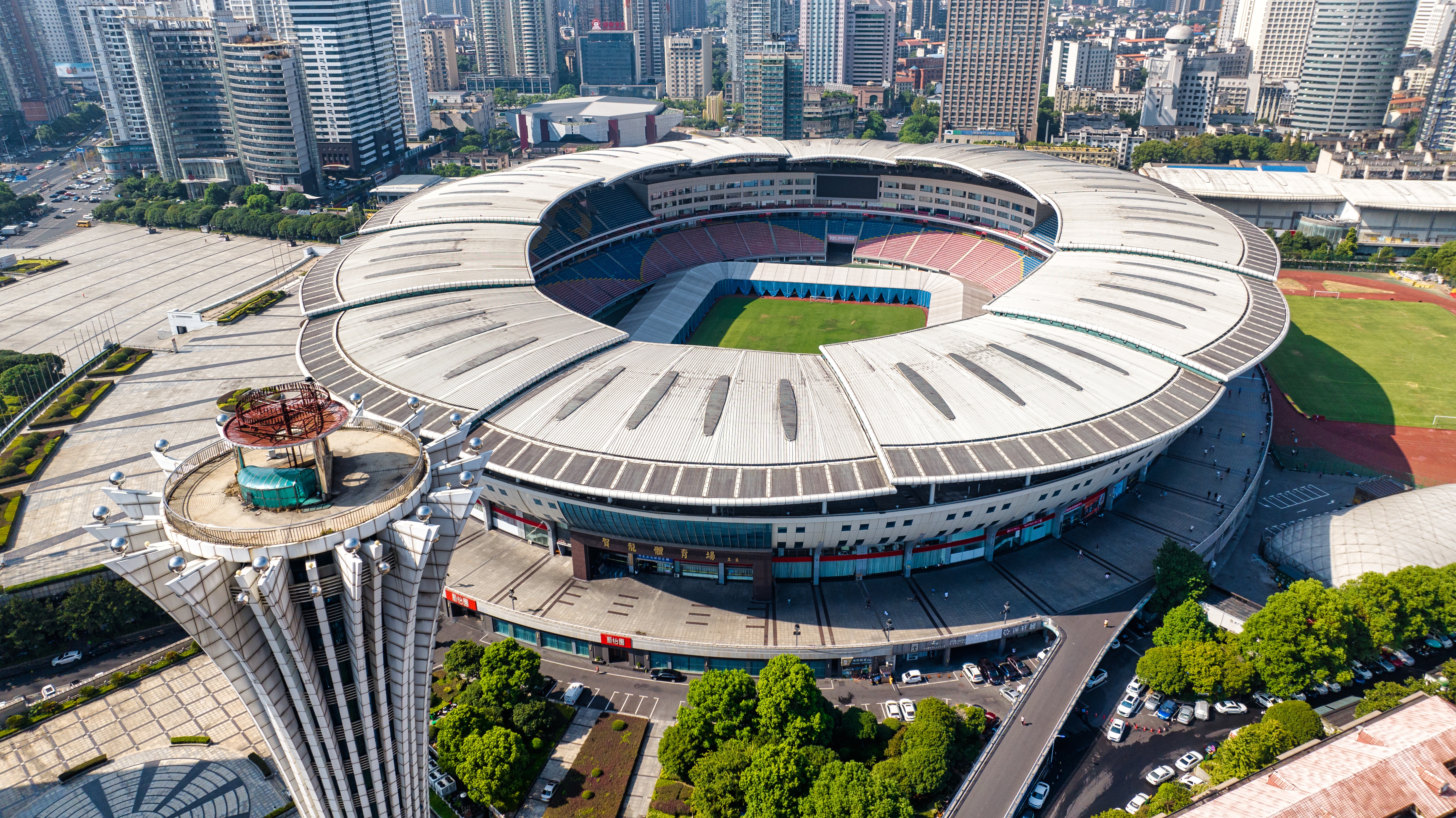 湘超前兩輪現(xiàn)場觀賽達(dá)28.7萬多人，拉動消費(fèi)20多億元