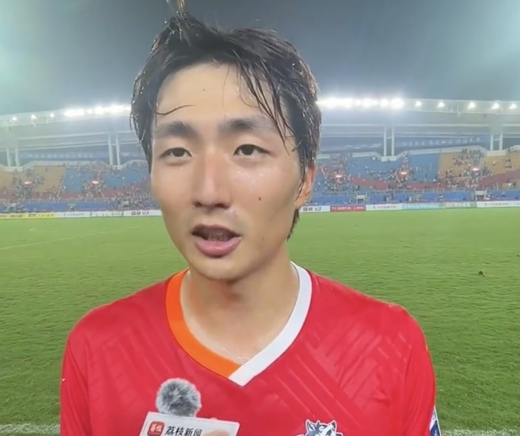 南通隊(duì)10勝2平位列蘇超常規(guī)賽第一，隊(duì)長(zhǎng)：我們的目標(biāo)就是冠軍